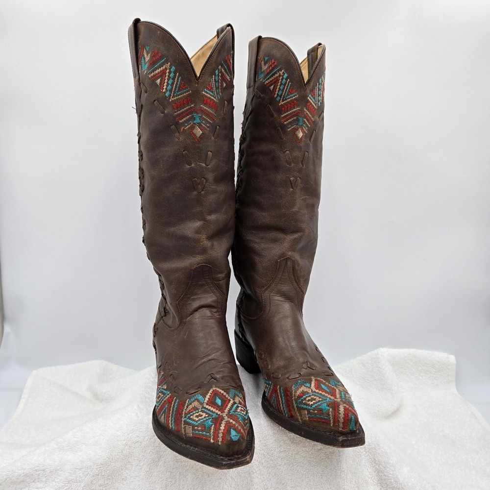 Stetson Women Size 8.5 Doli Aztec Embroidered Snip Toe Distressed Leather Boots